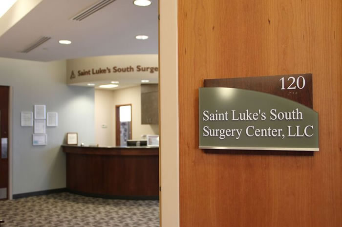 Saint Luke's South Surgery Center